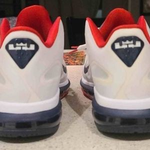 LeBron 9 Low USA 2012 size 10
